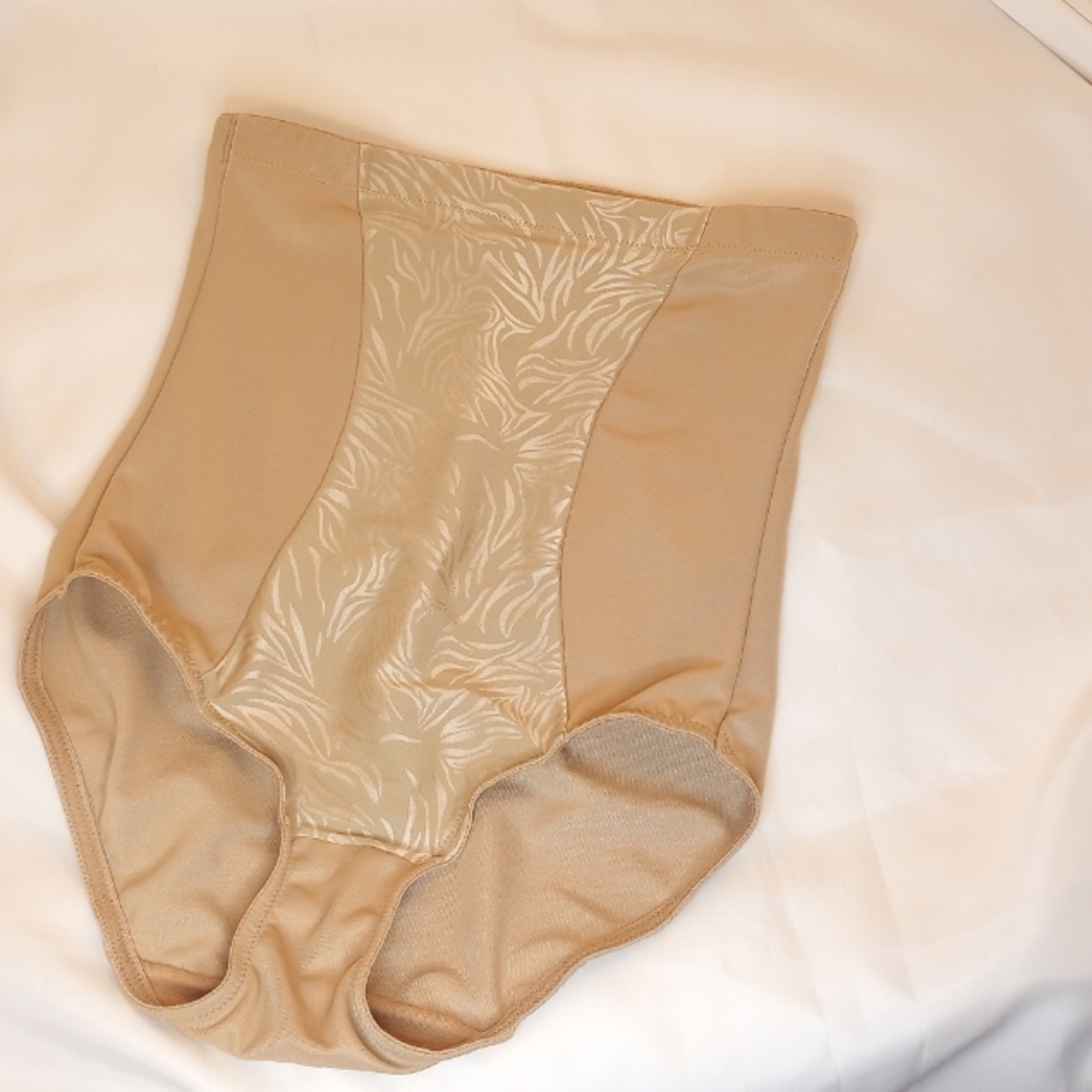 MAIDENFORM Shapewear Women's Hi Rose Briefs Nude Full Adjustable Closure Panty M